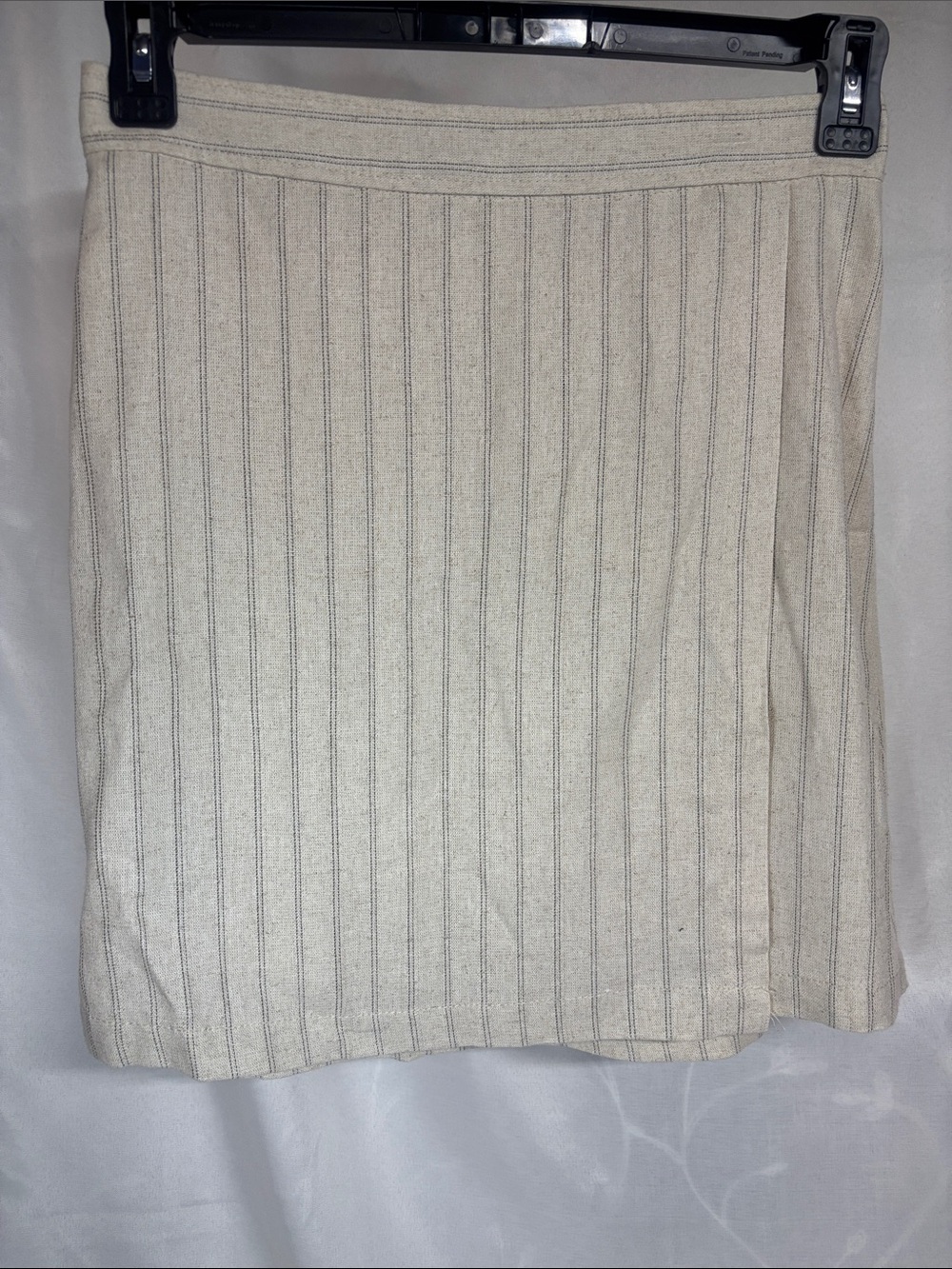 Max Studio NWT Classic Cream Pinstripe Women’s Skirt